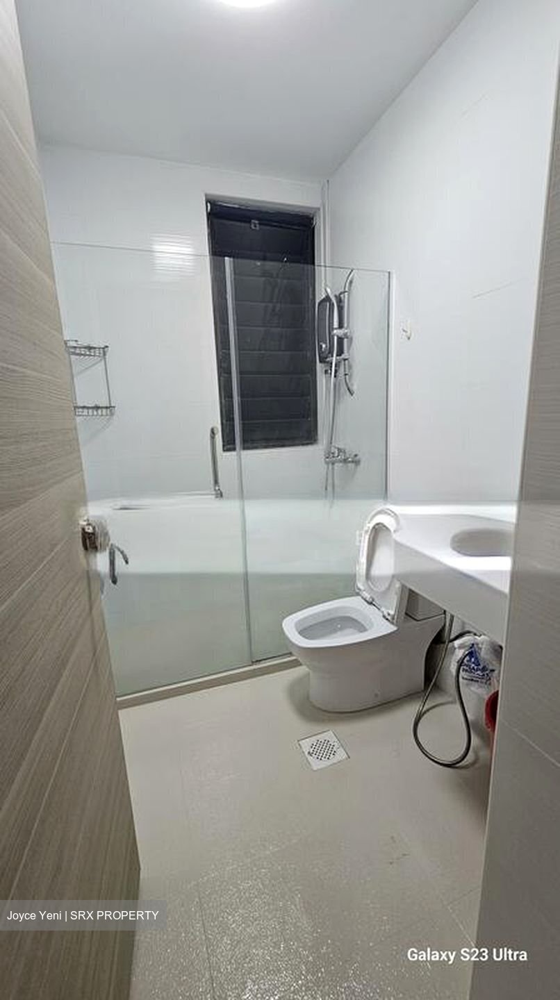 Eastern Lagoon (D16), Condominium #502231351